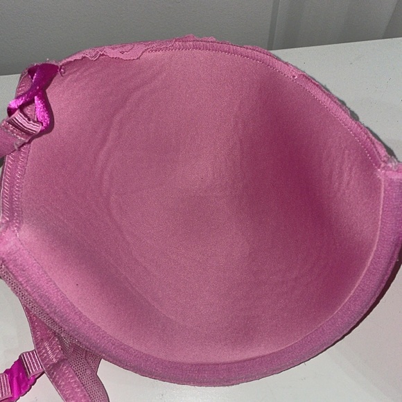 Victoria’s Secret Lined Demi Hot Pink Lace Bra size 32DDD - Picture 4 of 6